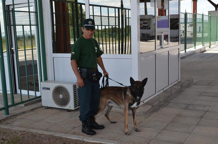 Информация от ГДГП за трафика на българските гранични контролно-пропускателни пунктове към 13 часа