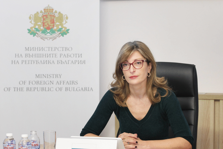 Време е правителството на РСМ да се откаже от манипулативната теза, че България оспорва правото на самоопределение и идентичността на гражданите на РСМ или правото им да наричат езика си както пожелаят