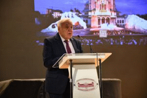 Акад. Пламен Карталов представи първите два тома на трилогията си „Опера и Природа“