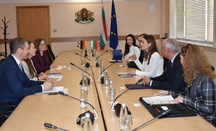 Министър Щонова и посланикът на Германия обсъдиха инвестициите и икономическото сътрудничество