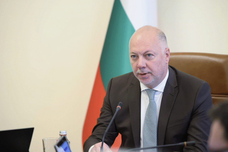 Премиерът Желязков: Благодаря на българските дипломати и службите за сигурност за внимателно планираните действия по евакуацията от Израел