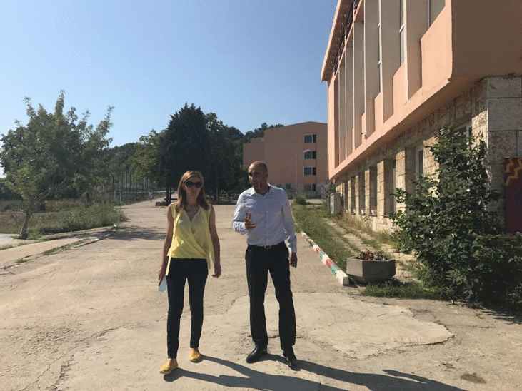 Министър Ангелкова: Успешно приключи почивката на децата от Русия в лагер „Чавдар“ в Обзор, в базата в момента няма групи