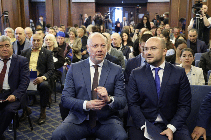 Министър Георгиев: Насилието на животни не може да бъде решено с една мярка