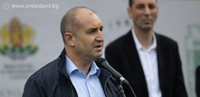 Румен Радев: Пълноценното физическо и духовно развитие на младите ни хора е необходимост за постигането на националните ни цели