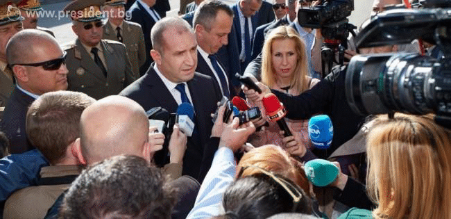 Държавният глава: Самодоволството на фона на милионите бедни и унизени не е уместно