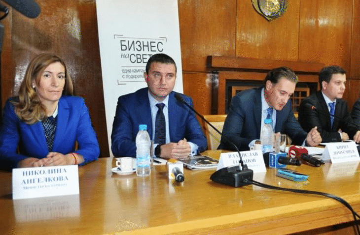 Министър Ангелкова: Около 3 млрд. лв. са приходите от международен туризъм в България за първите 7 месеца на годината