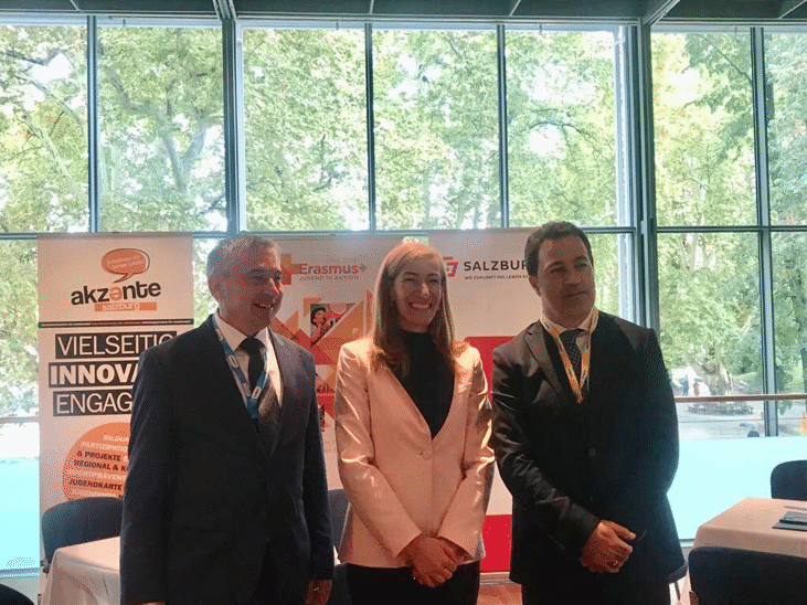 Министър Ангелкова разговаря в Залцбург с Предраг Щромар, зам.-министър председател и министър на строителството на Хърватия