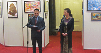 Творби на даровити деца от социално слаби семейства са представени в изложба в Народното събрание