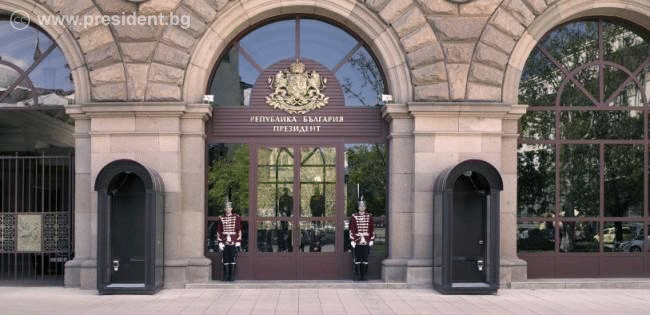 Позиция на президента Румен Радев за необходимостта от убедителен пакет от социални и икономически мерки в подкрепа на най-силно засегнатите от извънредното положение
