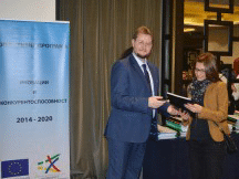 Министър Седларски връчи сключените договори по процедура  „Развитие на управленския капацитет и растеж на МСП“ на ОПИК