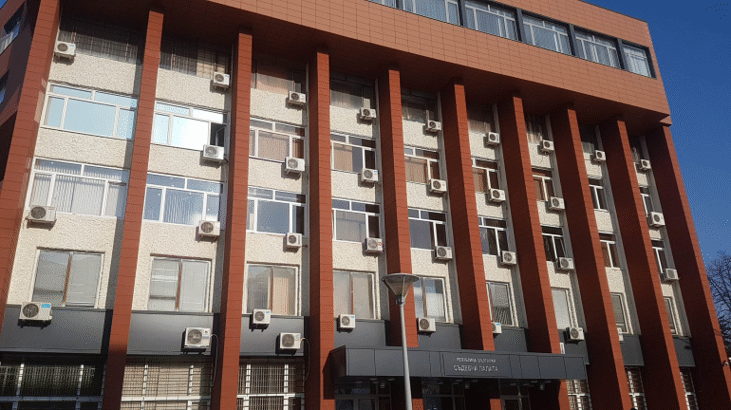 Земеделски производител е изправен на подсъдимата скамейка за предоставяне на неверни сведения в Общинска служба „Земеделие“ гр. Перник, с цел получаване на европейско финансиране