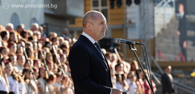 Румен Радев: Докато все чакаме някой отвън да ни оцени, нека не забравяме, че България е била сред водещите в културното развитие на Европа и пример за просветена държавност