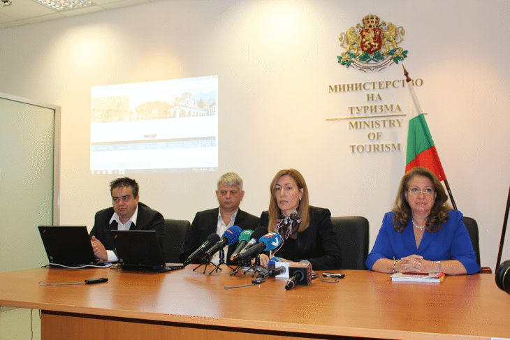 Министър Ангелкова: 3300 обекта са включени в първия он-лайн Регистър на туристическите атракции
