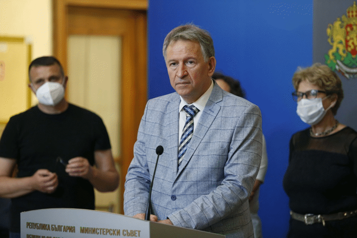 Министър Кацаров: Необходим е комплексен подход за решаване на проблемите в детското здравеопазване