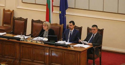 Народните представители приеха на първо четене промени в Кодекса за застраховането