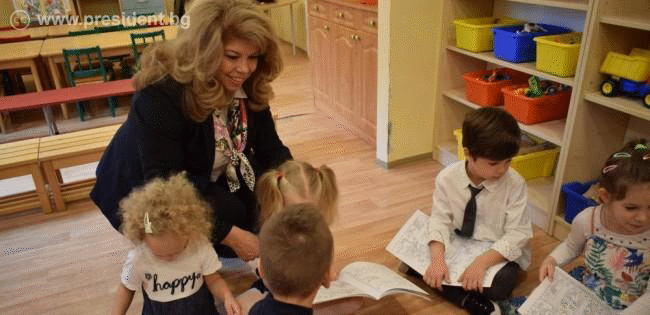 Вицепрезидентът в Будапеща: Наша мисия е да възстановим българското училище „Христо Ботев“