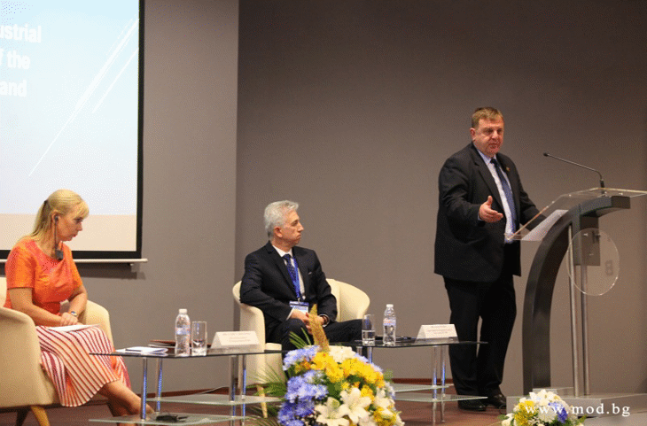 Министърът на отбраната Красимир Каракачанов: България е част от Общата политика за сигурност и отбрана на Европейския съюз и е отговорна за приноса в осъществяването на тази политика