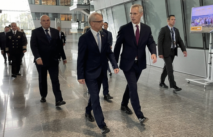 Инвестициите в отбрана ще стигнат 2% от БВП през 2024 г.
