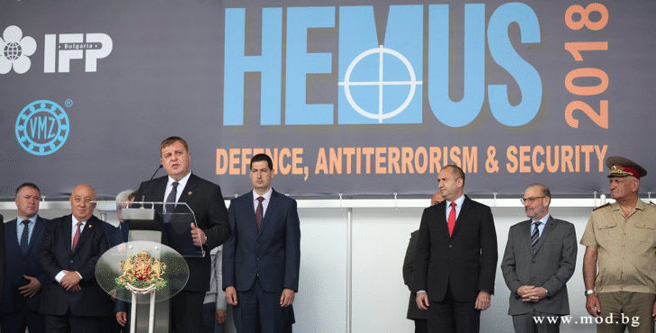 Министърът на отбраната Красимир Каракачанов: Тринайстото издание на „Хемус“ се случва в златно време за българската отбрана