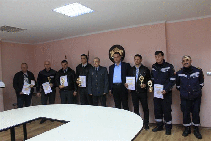 Началникът на пожарната служба в Подкова е комплексен победител в областния етап на националния конкурс „Пожарникар на годината-2018“