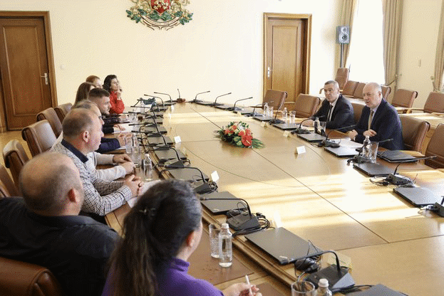 Премиерът Желязков: Капиталът на „Напоителни системи“ ще бъде увеличен с близо 27 млн. лв. за възстановяване на помпената станция на язовир „Пясъчник“