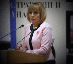 МАЯ МАНОЛОВА: ДЛЪЖНИЦИ СМЕ НА ХОРАТА С УВРЕЖДАНИЯ