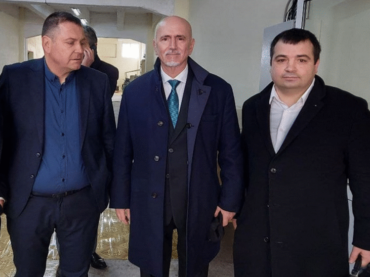 Правителството на “Промяната” клиентелистки хариза пристанищата на изпроводяк