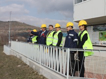 Успешният старт на проекта за дуално образование в Панагюрище бе представен пред министрите на икономиката и на образованието и науката