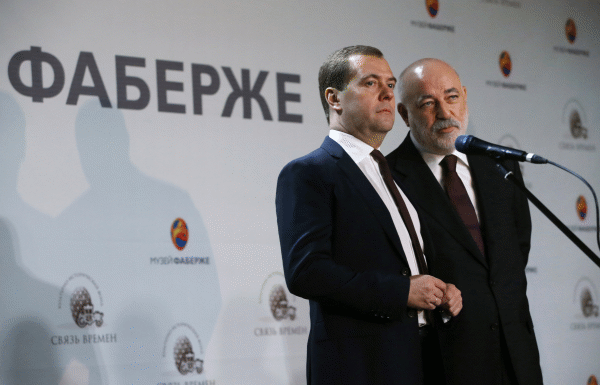 Руски олигарх от санкционния списък хвърли око на Летище “София”