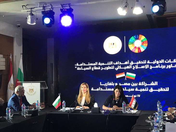 Министър Ангелкова в Кайро: Обмяната на опит и добри практики в сферата на дигитализацията ще допринесе за устойчивото развитие на туризма и в България, и в Египет