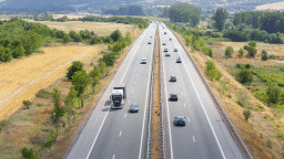 На 22 и 23 април ще се изграждат рекламни съоръжения в участъци от АМ „Струма“ в област Кюстендил. Шофьорите да бъдат внимателни!