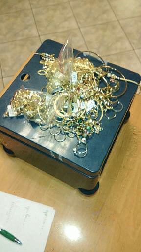 Контрабандни златни изделия задържаха митническите служители на ГКПП Лесово