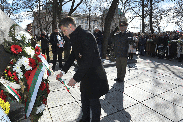 Председателят на парламента Никола Минчев: Спасяването на българските евреи показа, че българският народ не приема и не допуска каквото и да е гонение и изтребление на невинни мъже, жени и деца, независимо от етническата им принадлежност