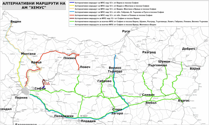 АПИ: Шофьорите, пътуващи към Северна България да ползват алтернативни маршрути, за да избегнат трафика по АМ „Хемус“