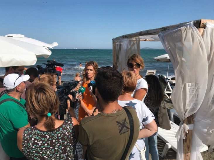 Министър Ангелкова: Ще предвидим чрез ЗУЧК да се регламентира достъпът на хора с увреждания до плажовете и морето