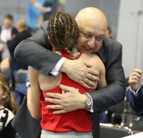 България с три златни медала от Европейското първенство по бокс за жени