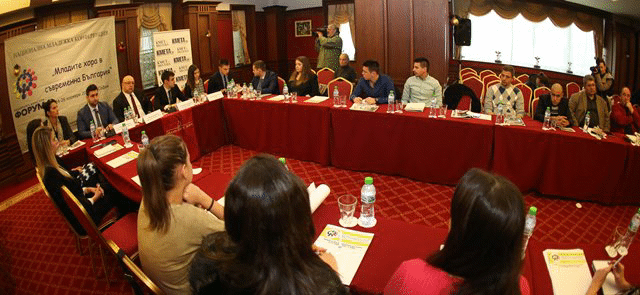 Министерство на младежта и спорта е увеличило бюджета за младежки дейности за 2017 г. с 2 млн. лева