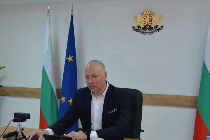 Министър Желязков: За месец изградихме основните модули на здравно-информационна система, за която се говори от години