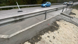 Утре сутрин се възстановява движението по път I-5 Русе - Бяла в близост до село Обретеник