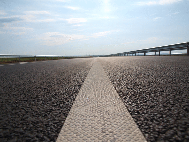 От утре до петък се ограничава движението по път I-1 в района на яз. Дяково за заснемането на филм