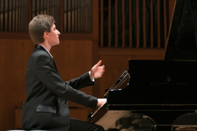 Трима пианисти на една сцена за откриването на „Европейски музикален фестивал” 2017