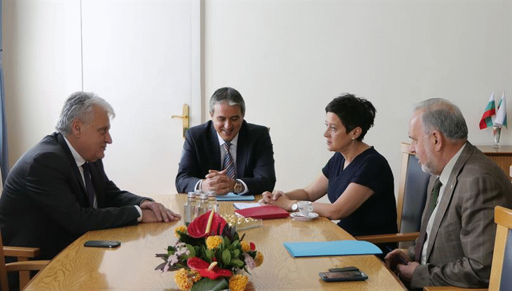 Вицепремиерът и министър на вътрешните работи Бойко Рашков проведе среща с народния представител Антоанета Цонева