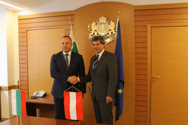 Министър Порожанов се срещна с Роланд Хаузер, извънреден и пълномощен посланик на Република Австрия