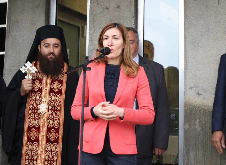 Министър Ангелкова присъства на откриването на пещера „Венеца“ за посетители