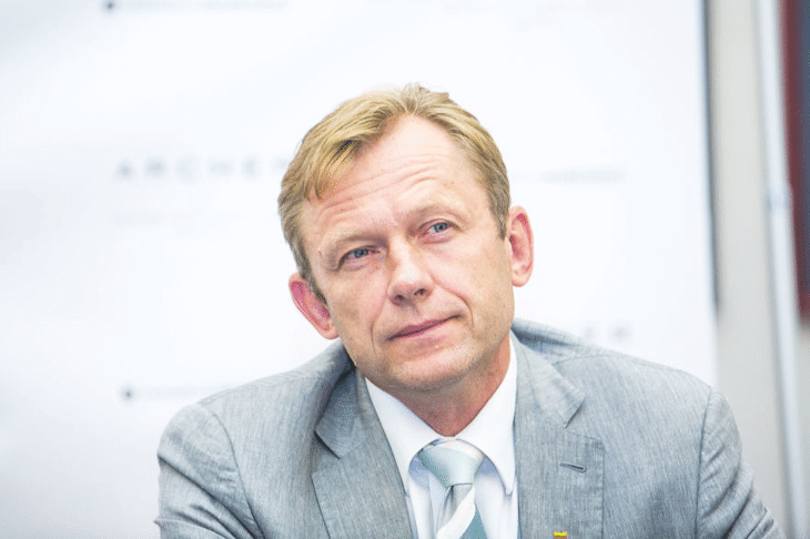 Литва: Министър на културата е нарушил закона, като е укрил българските си активи