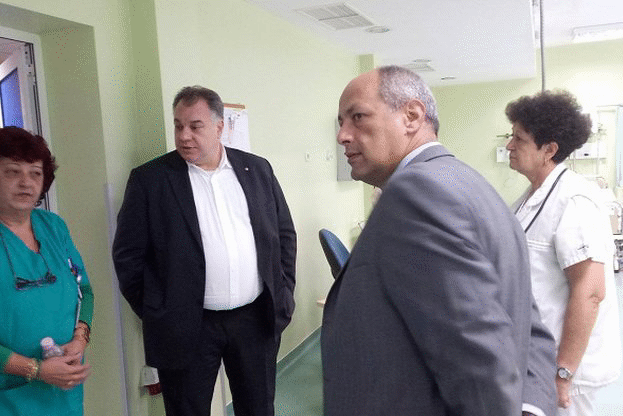 Д-р Мирослав Ненков: Интересът на държавата е да се запазят функционалността и персоналът на областната болница в Ловеч