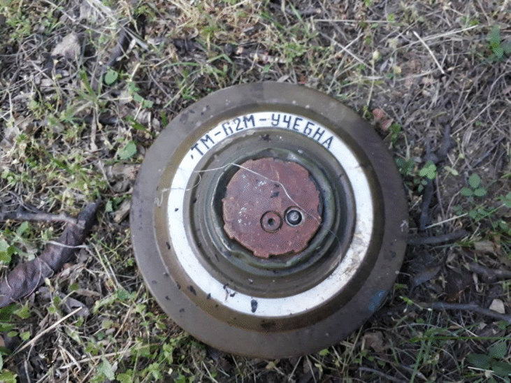 Военнослужещи от състава на Сухопътните войски транспортираха за унищожаване на безопасно място учебна мина, открита в жилищен квартал в София