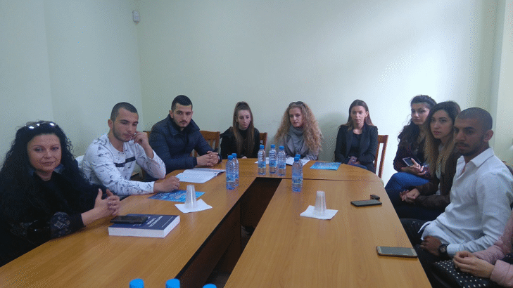 Студенти по право посетиха териториалната дирекция на Агенция "Митници" в Бургас