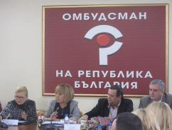 Омбудсманът Мая Манолова: Горещо подкрепяме Закона за равнопоставеност на жените и мъжете, но се нуждае от подобрения