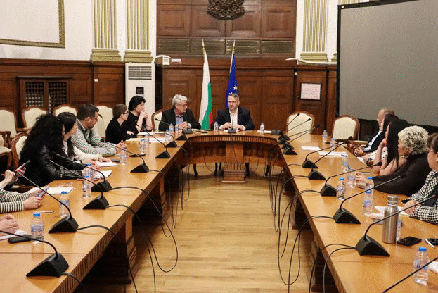 Министър Христанов: Отношението към животните е мярка за цивилизоваността на обществото